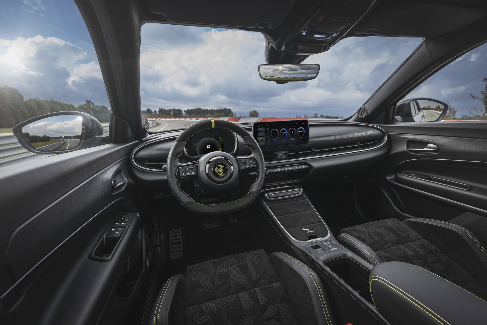 Abarth 600e - interior